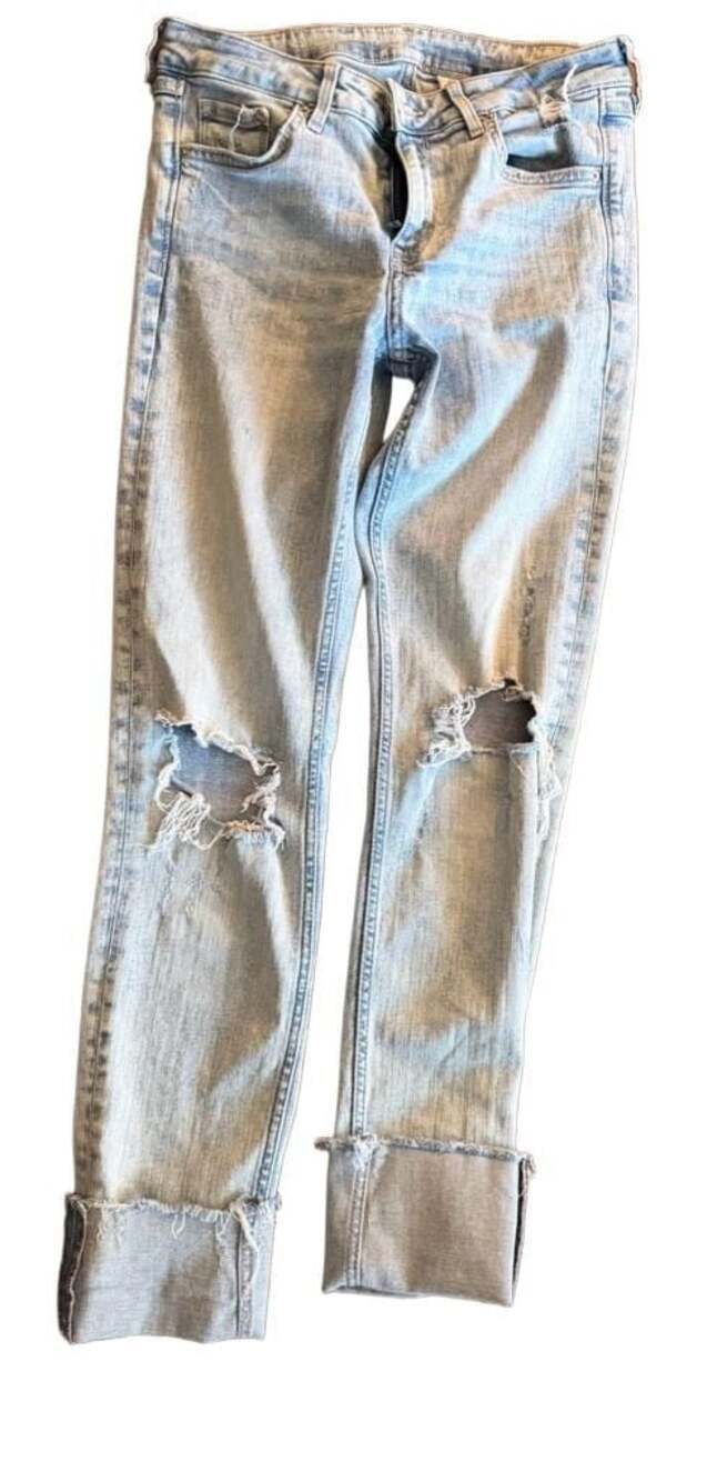 &DENIM Women's Low Waist Skinny Distressed Jeans, Light Wash, Size 28/32 - Picture 2 of 7